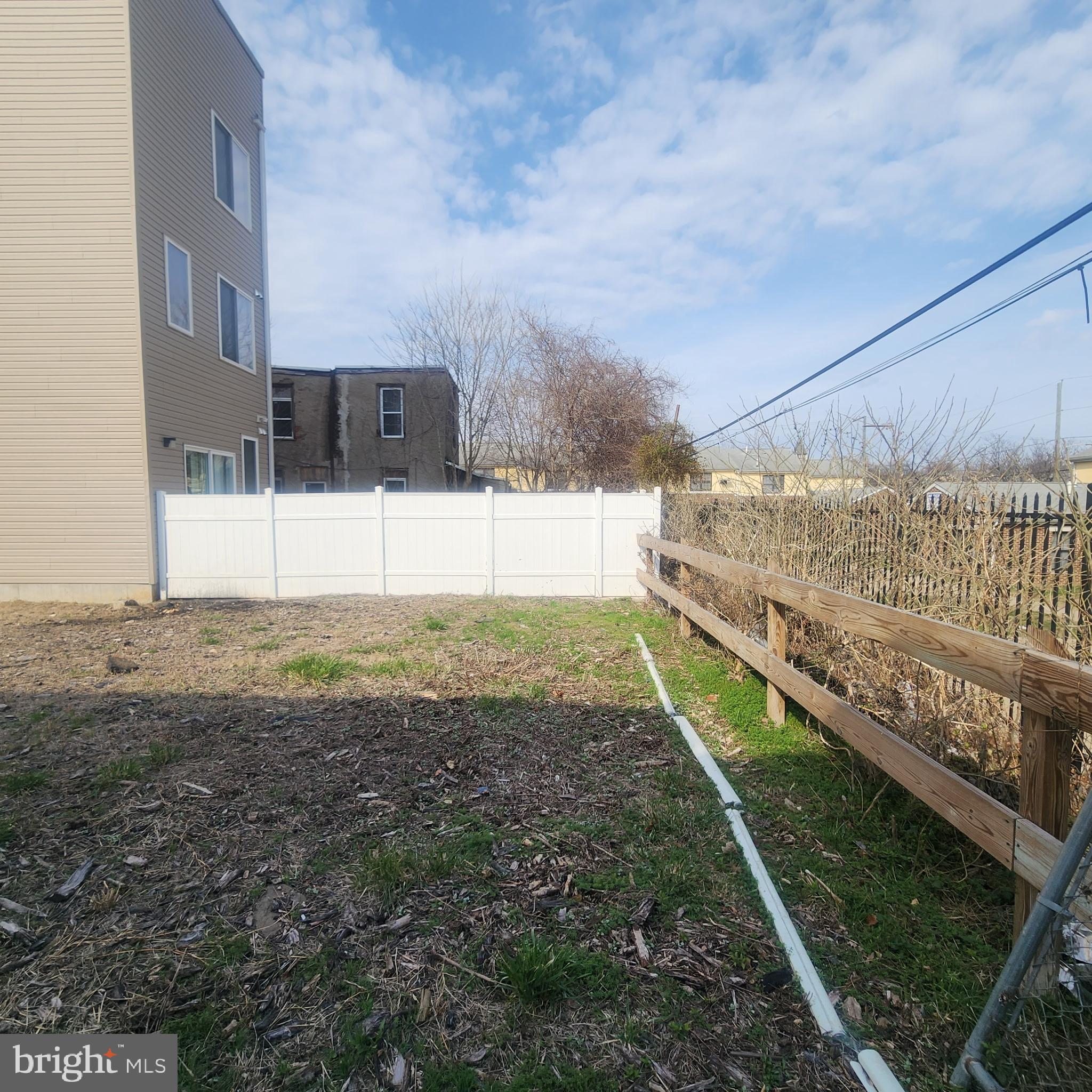 1943 N VAN PELT STREET