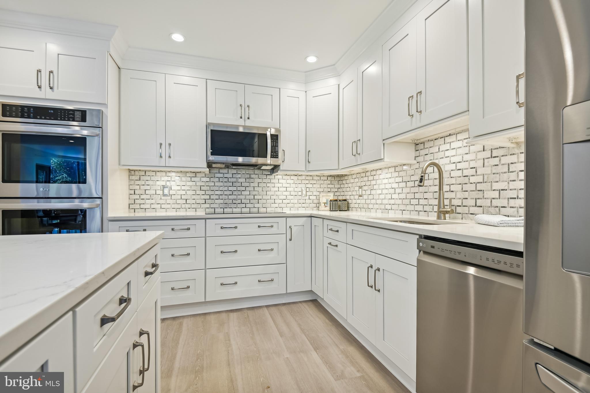 PAVILION IN THE PARK - Residential