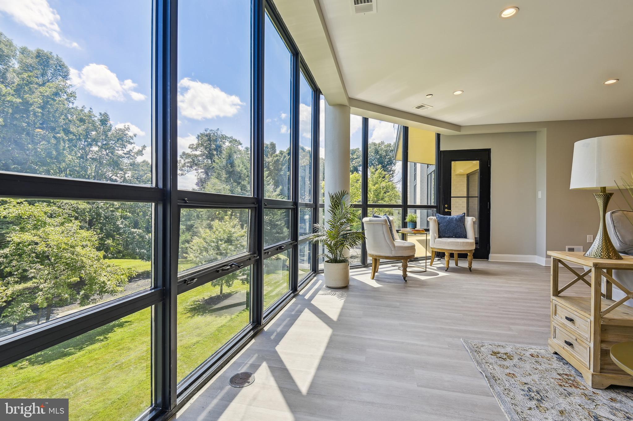 PAVILION IN THE PARK - Residential