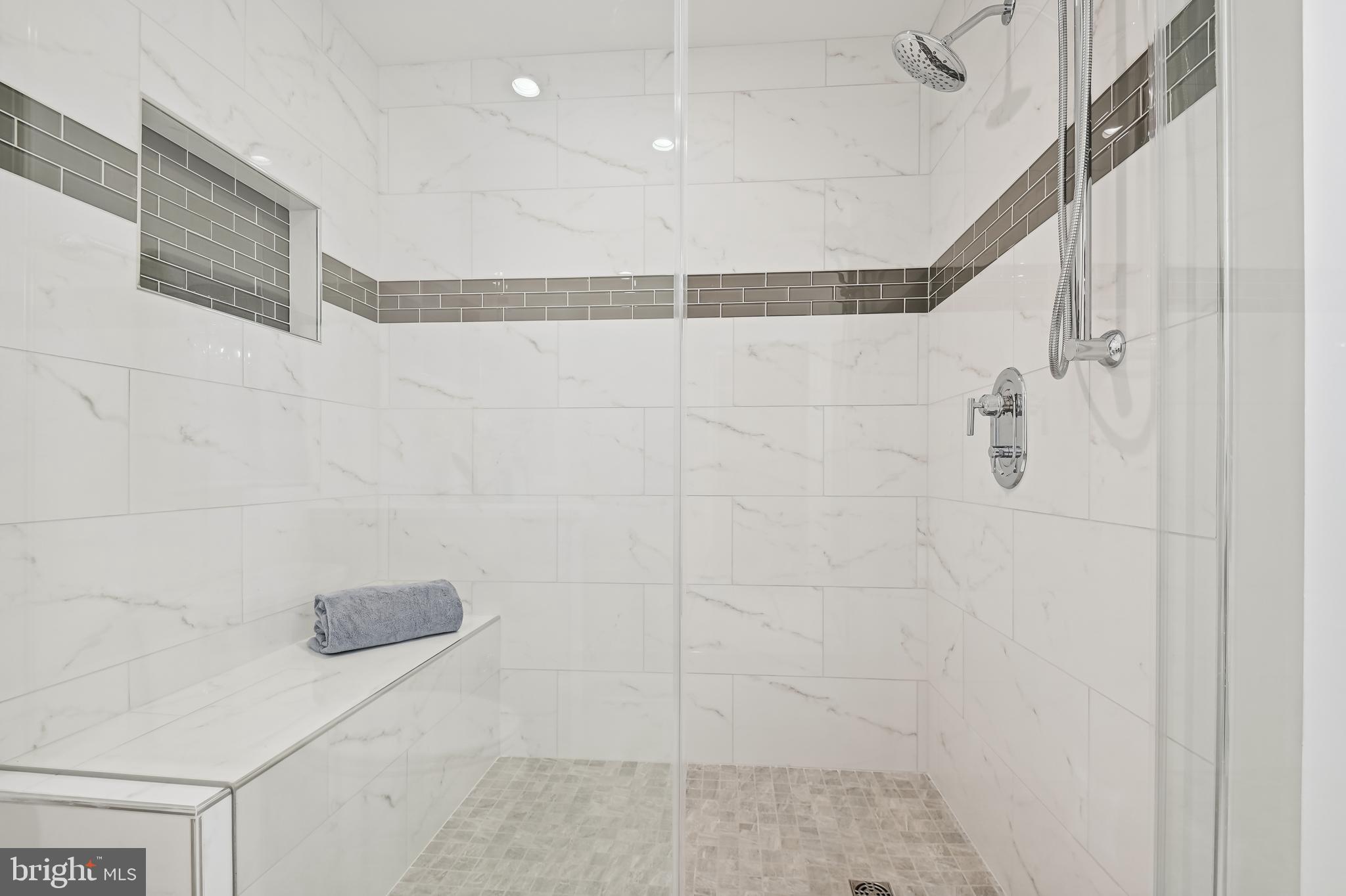 PAVILION IN THE PARK - Residential