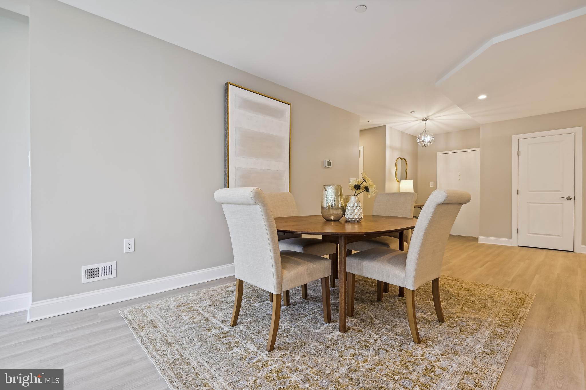 PAVILION IN THE PARK - Residential