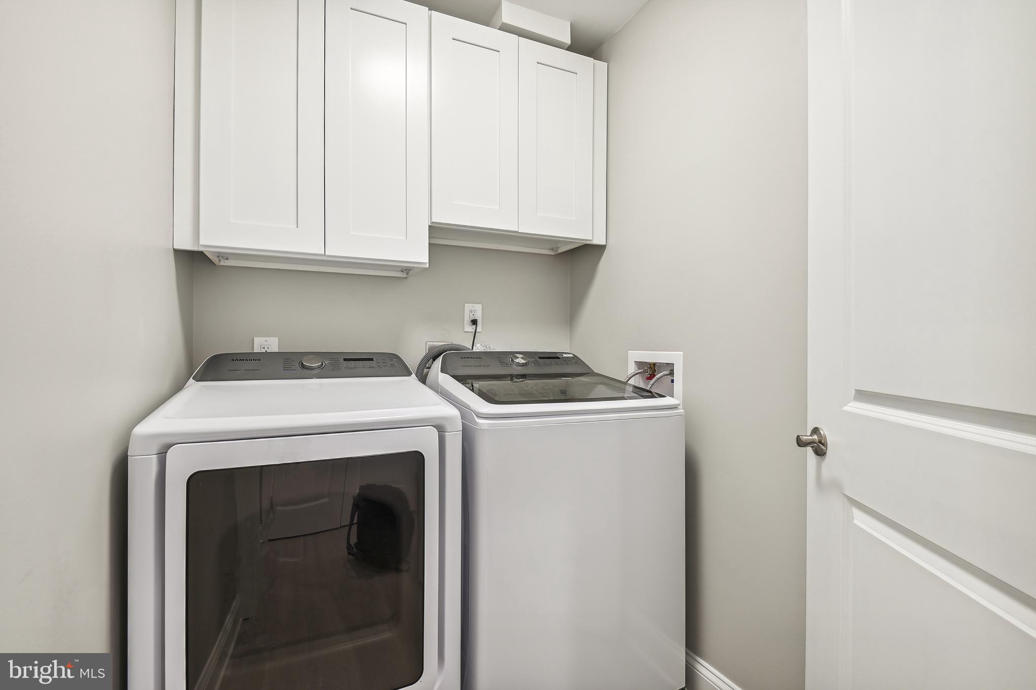 PAVILION IN THE PARK - Residential