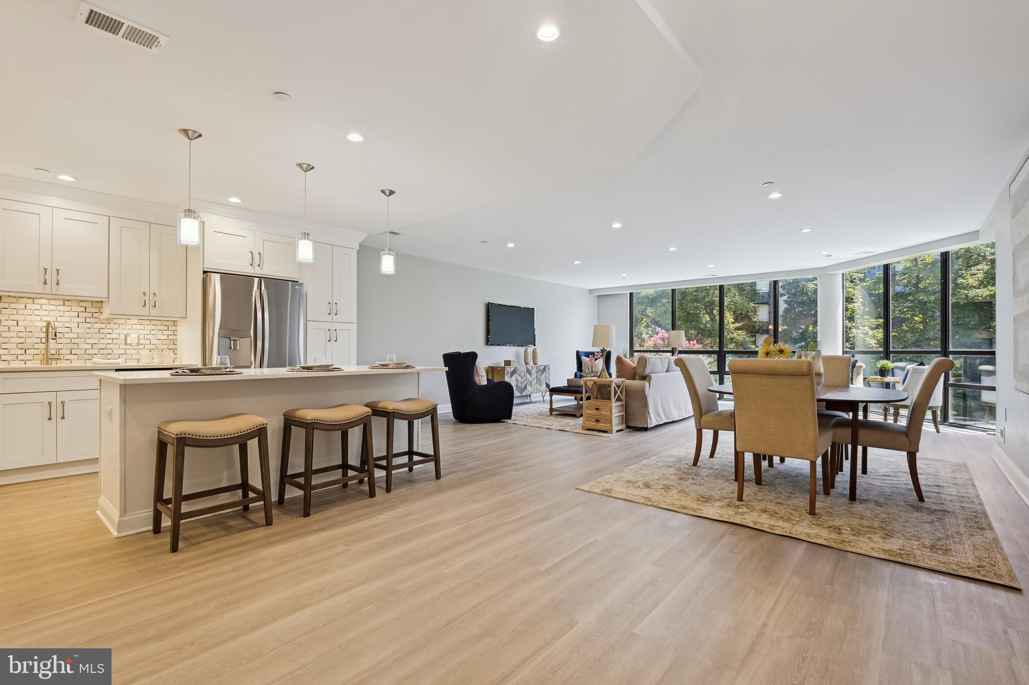 PAVILION IN THE PARK - Residential