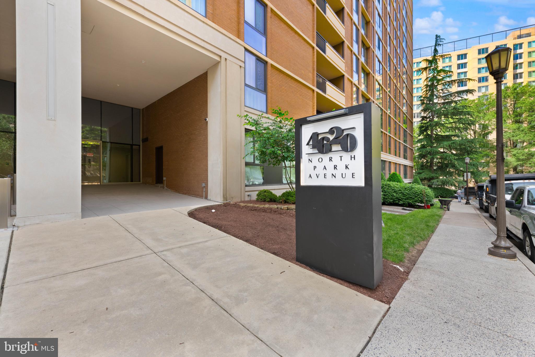 4620 N PARK AVENUE N 1206E