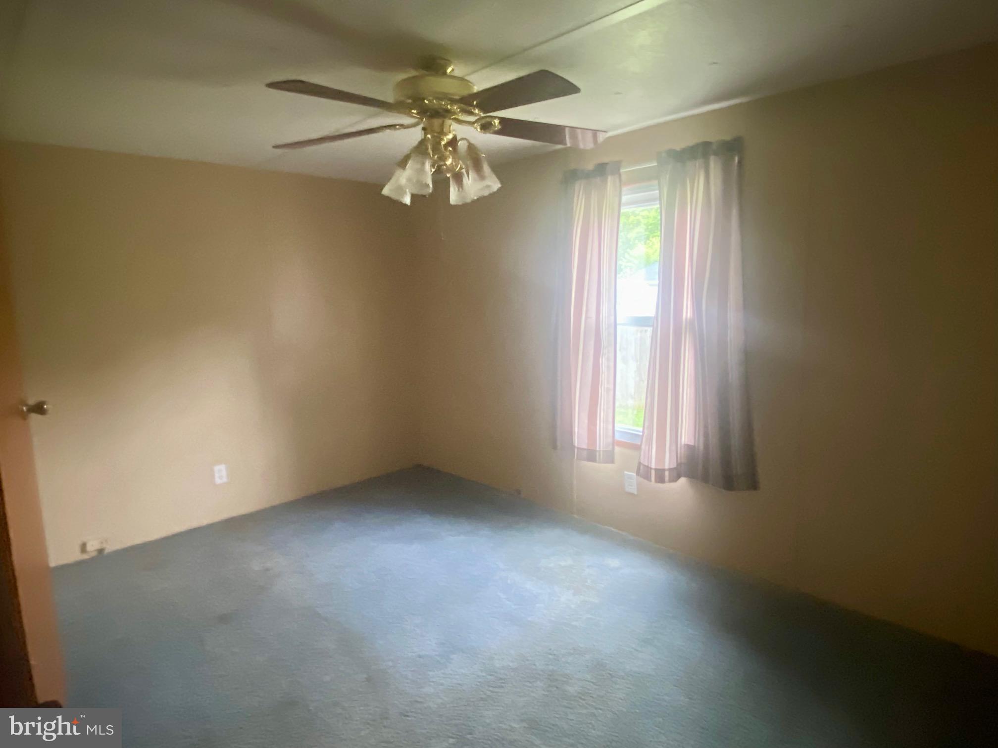 DOLL KANE - Residential