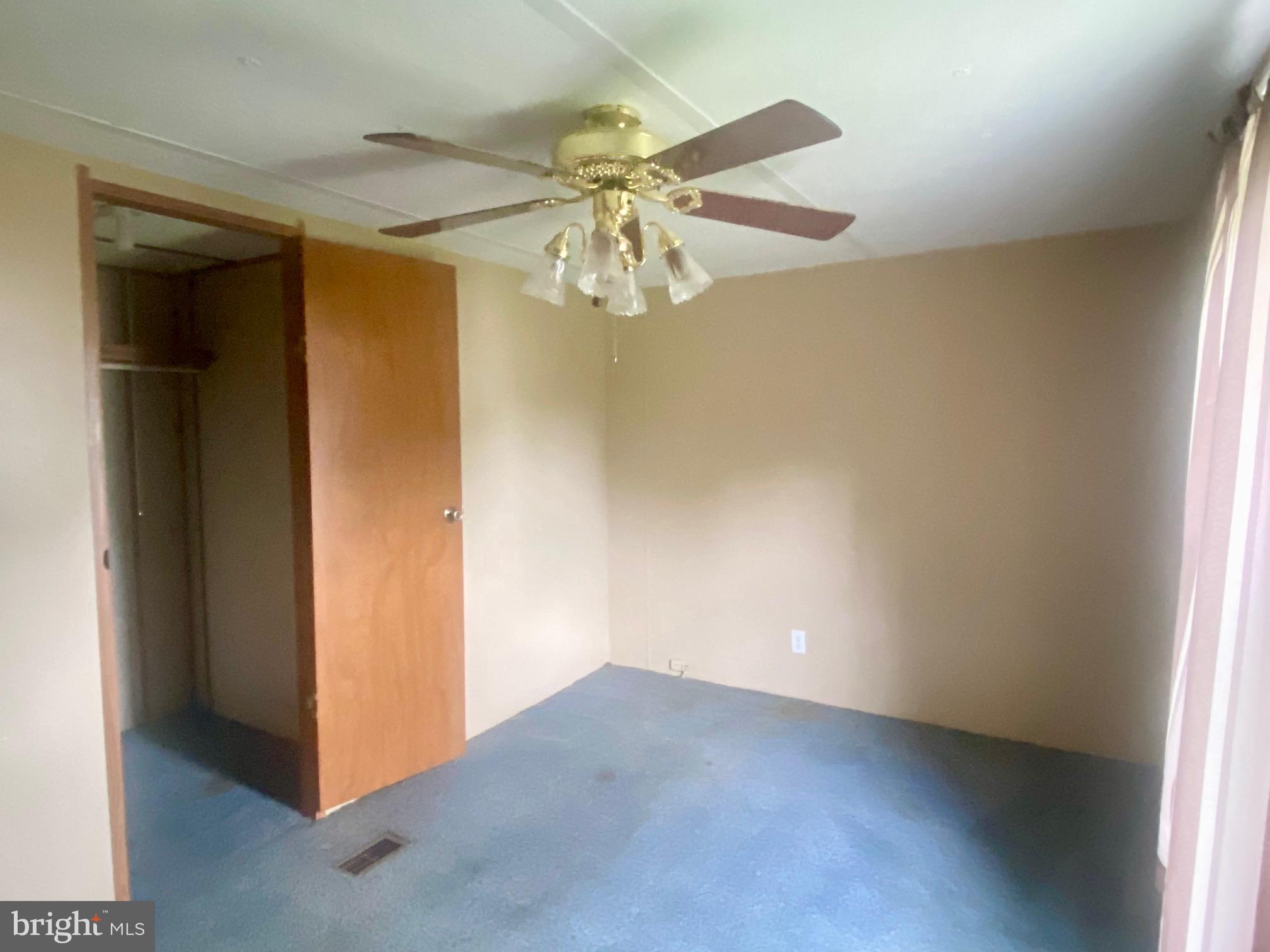 DOLL KANE - Residential