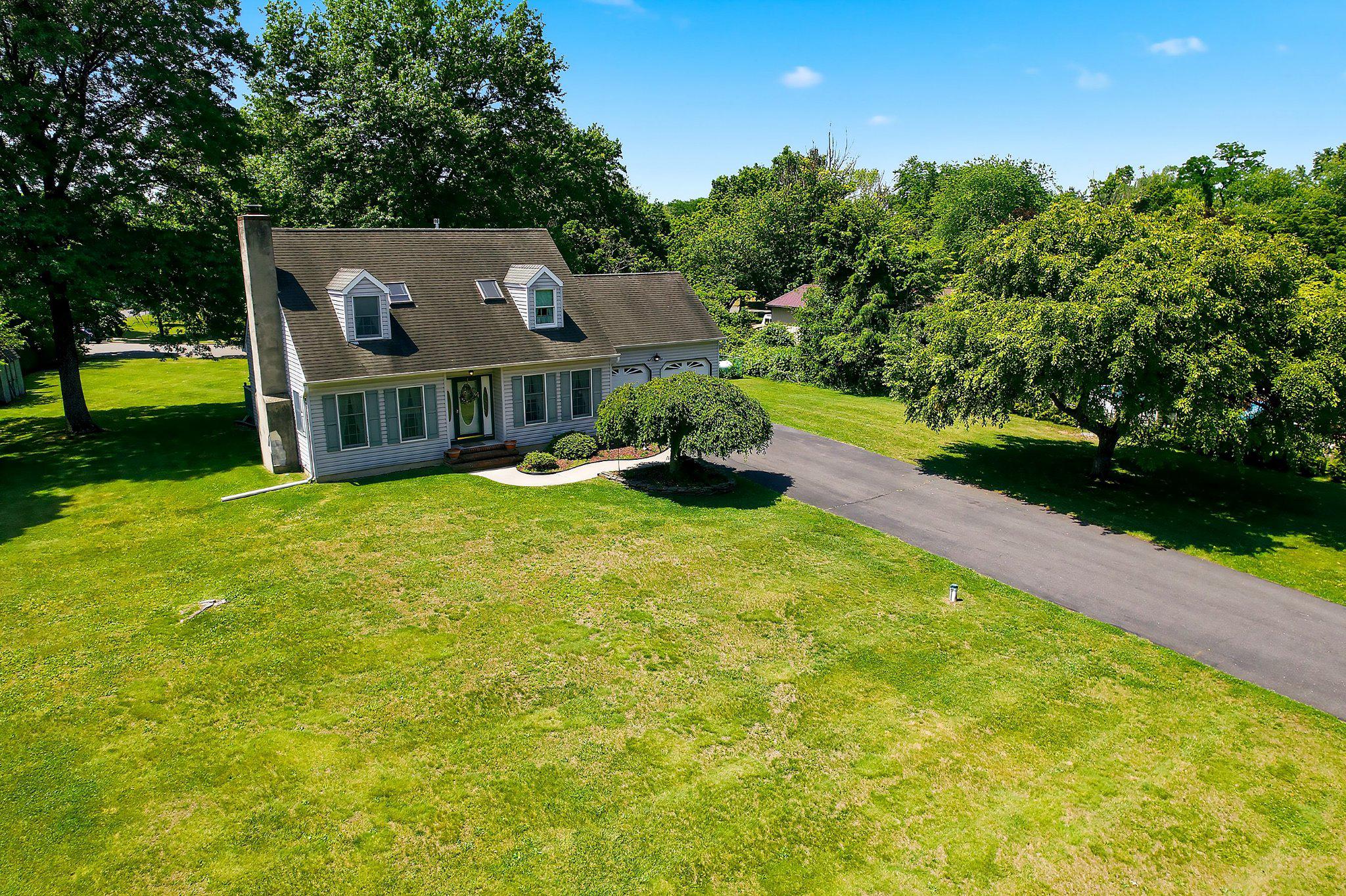 8 EDWARDS DRIVE