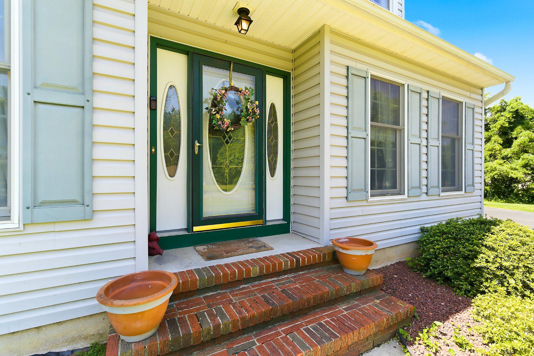 8 EDWARDS DRIVE