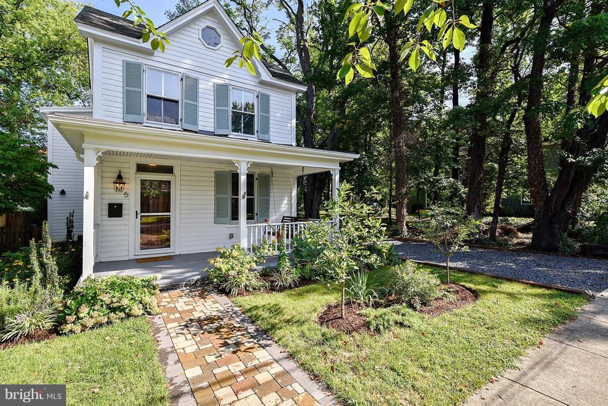 Charming, updated farmhouse in Del Ray is an easy walk to either the Braddock or King Street Metros along with many other great community amenities.  Special features include an open floor plan with a gourmet kitchen, a light filled sun room, gorgeous wood floors & a fully finished lower level.  Awesome outdoor space complete with an inviting front porch , lush landscaping, large deck & a garage.