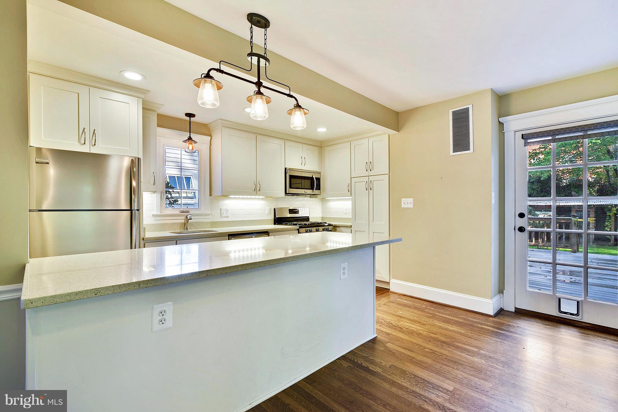 ALEXANDRIA - Residential Lease