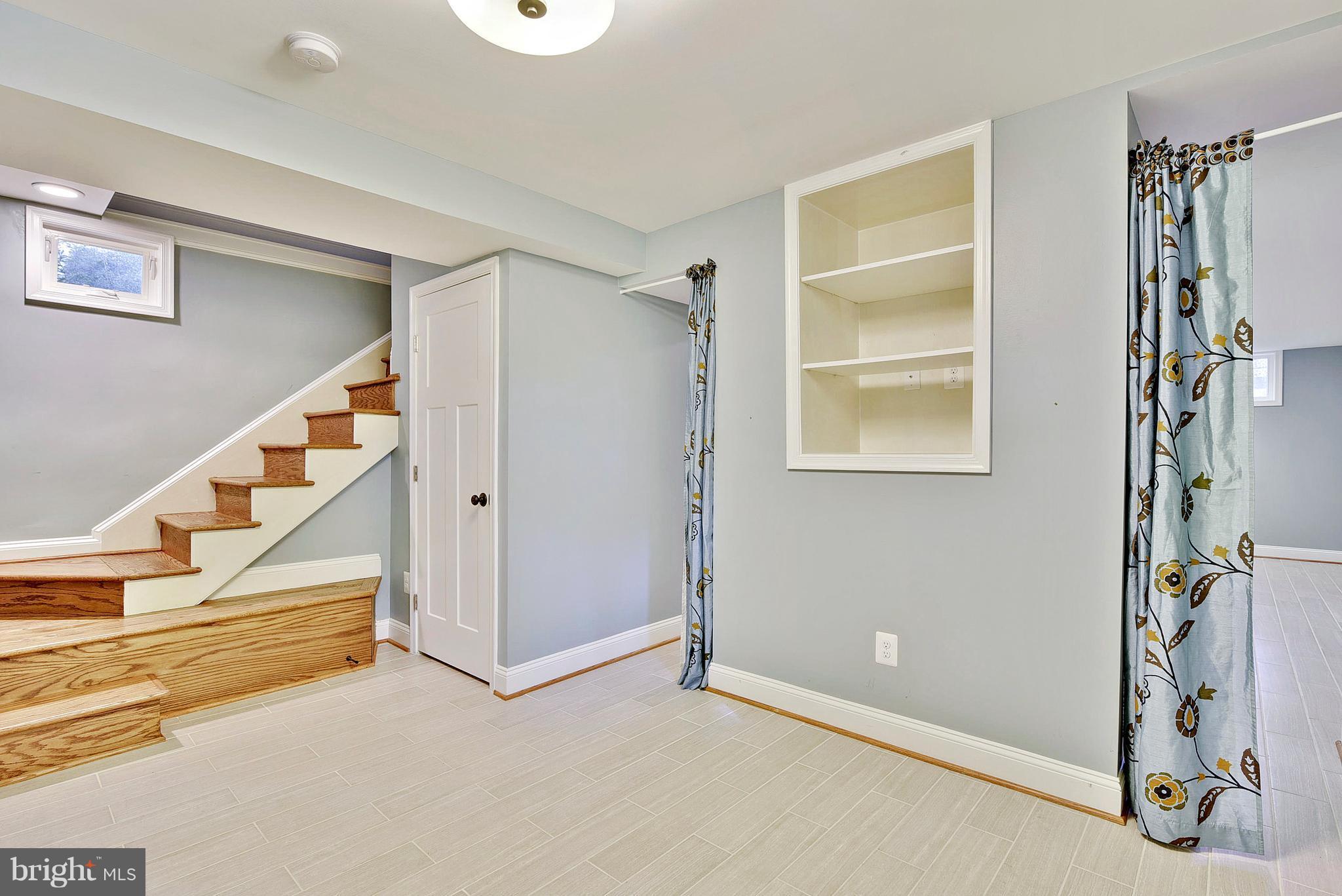 ALEXANDRIA - Residential Lease