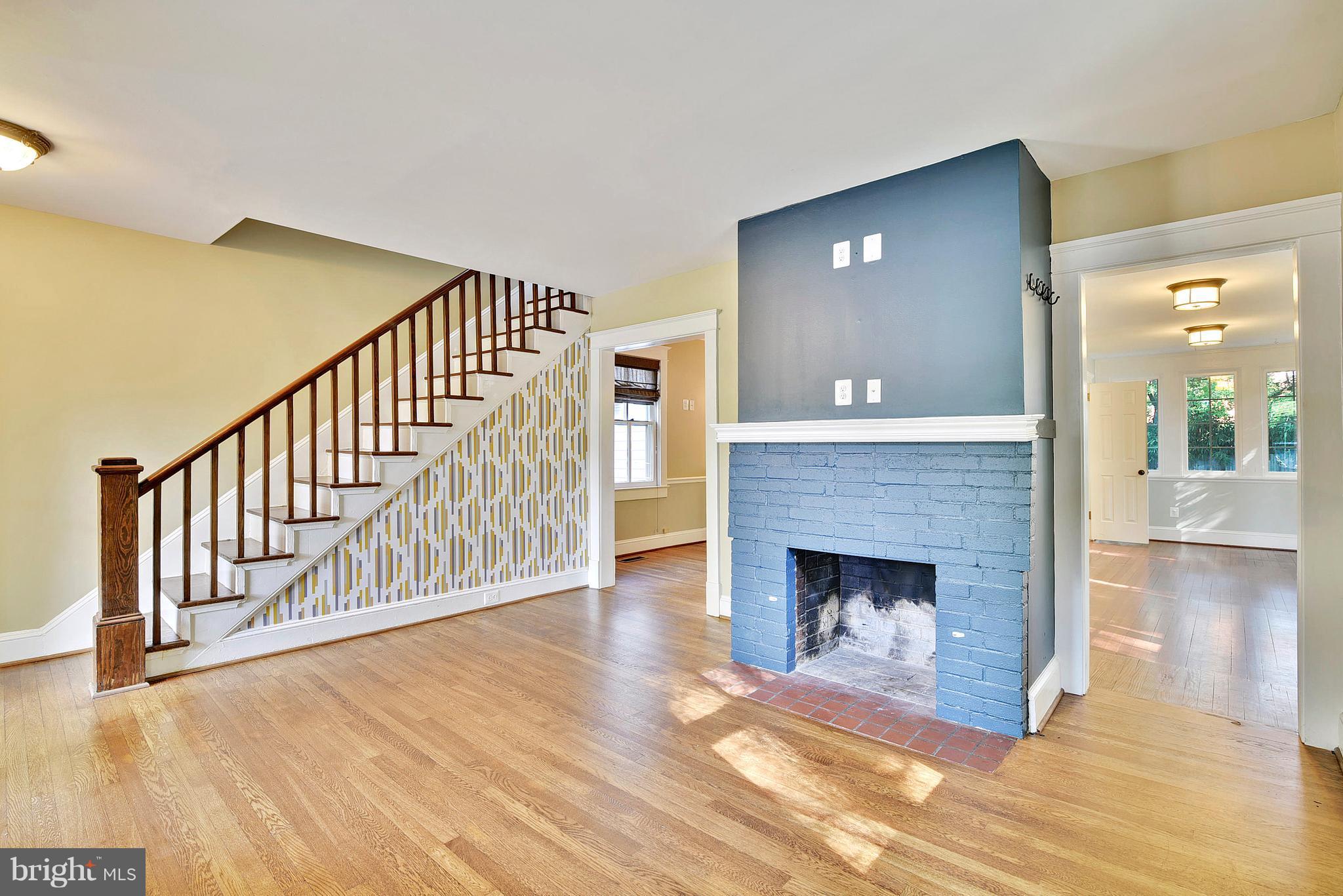 ALEXANDRIA - Residential Lease