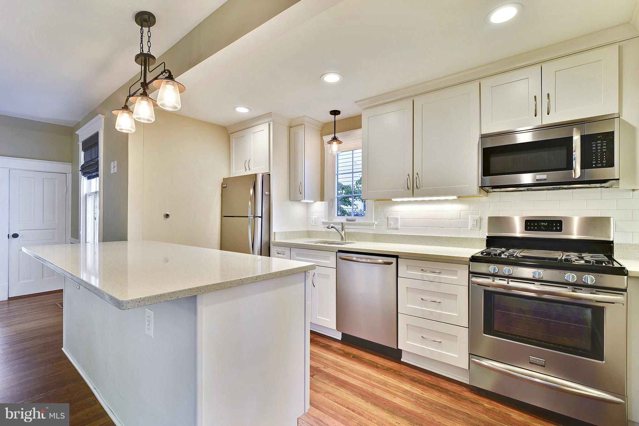 ALEXANDRIA - Residential Lease