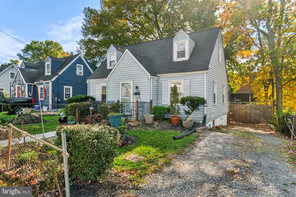 5429 SPRING ROAD