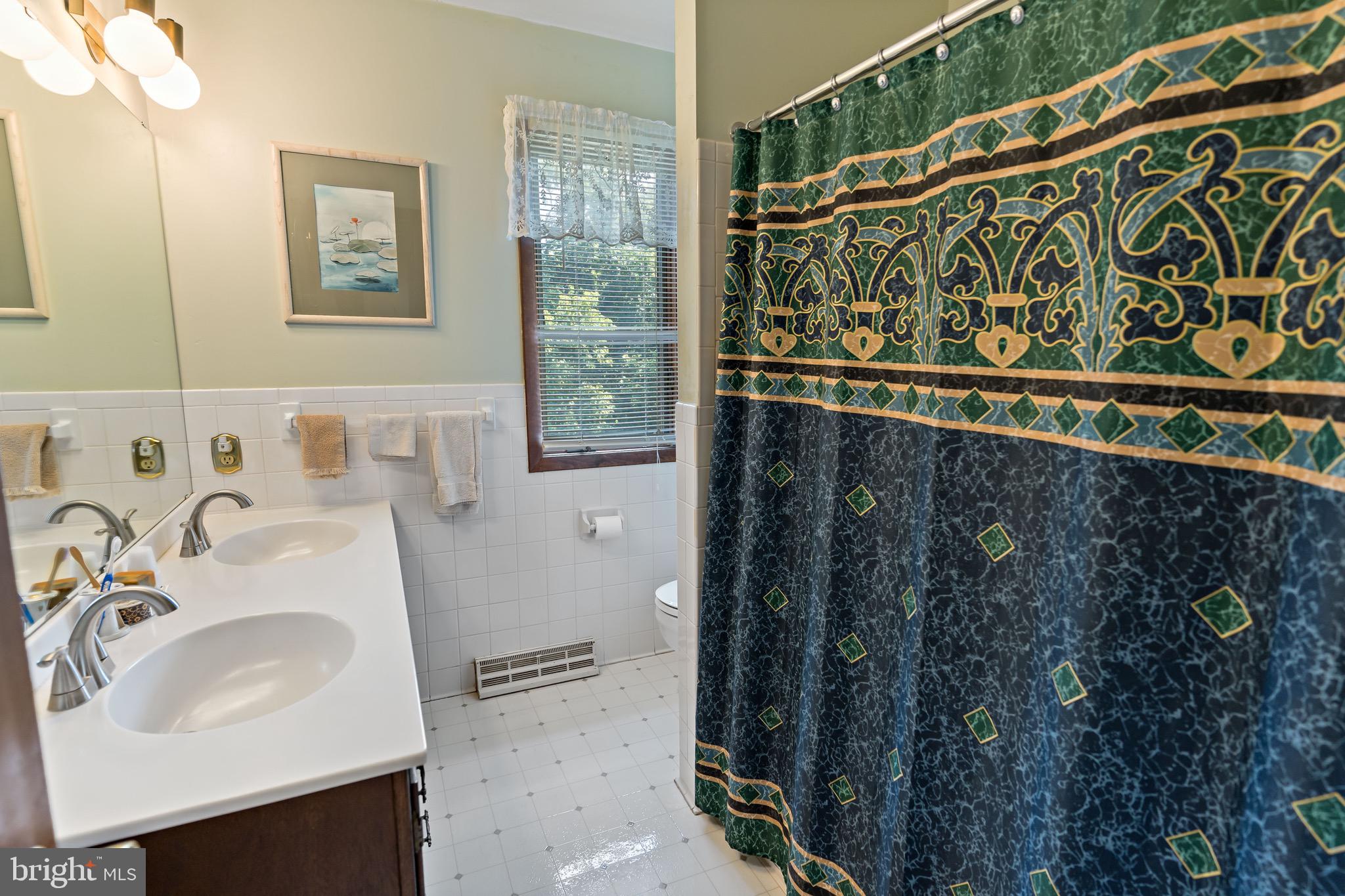 HONEYWOOD - Residential