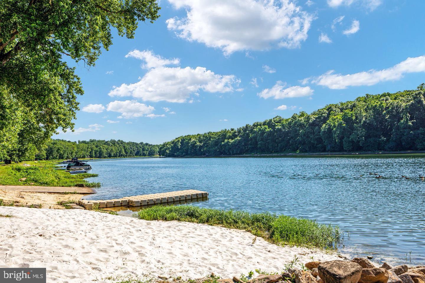 HONEYWOOD - Residential