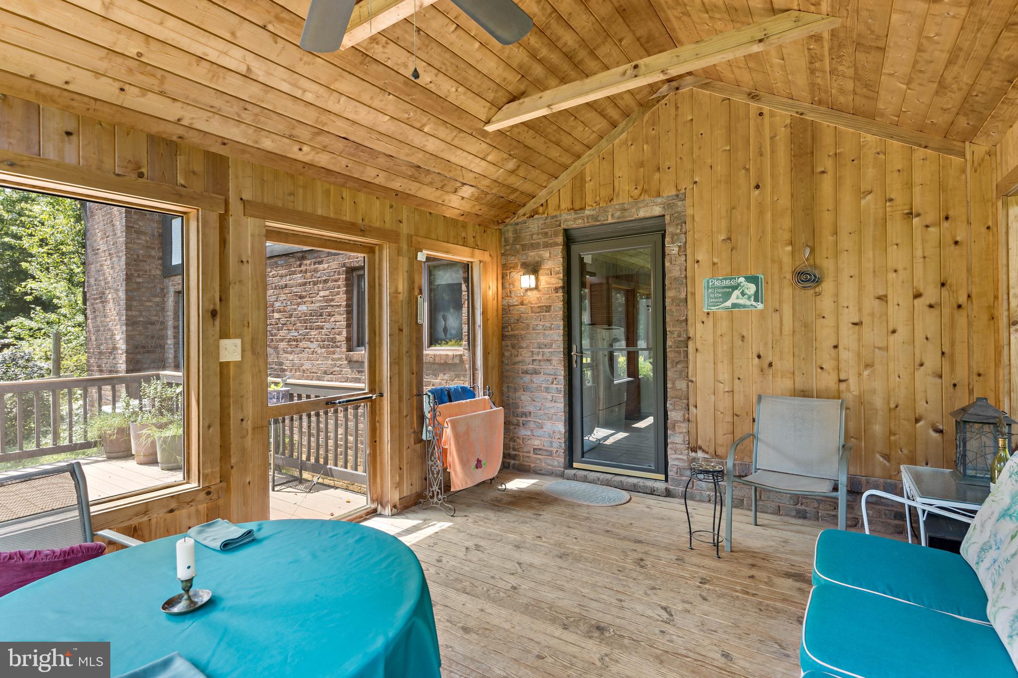 HONEYWOOD - Residential