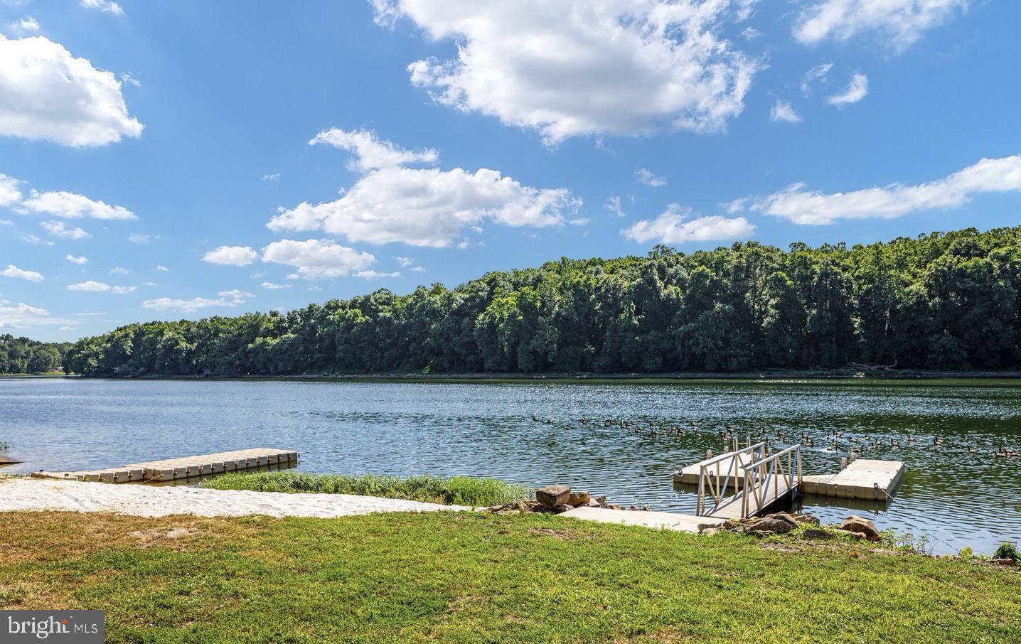 HONEYWOOD - Residential