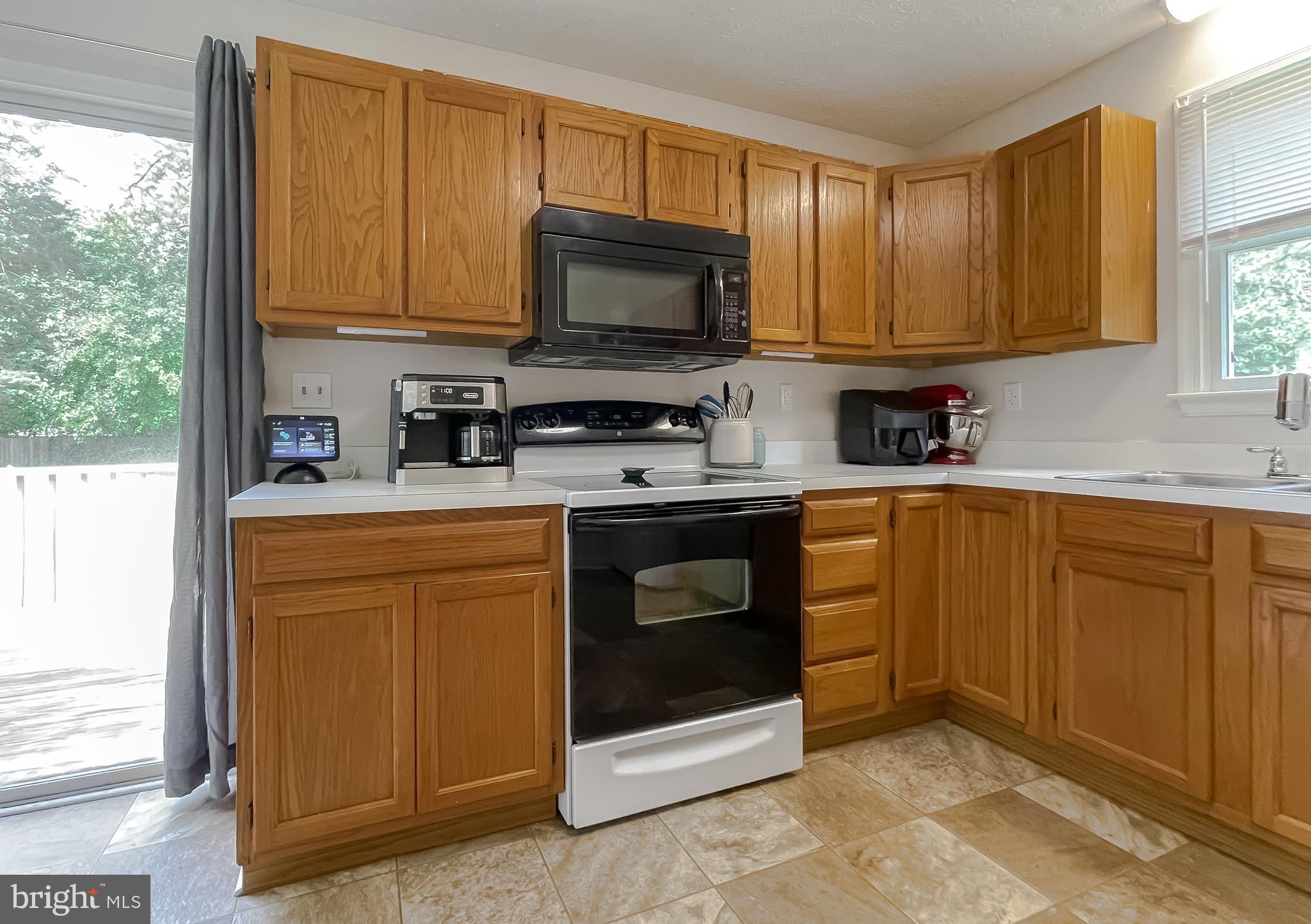 GOLDEN BEACH - Residential Lease