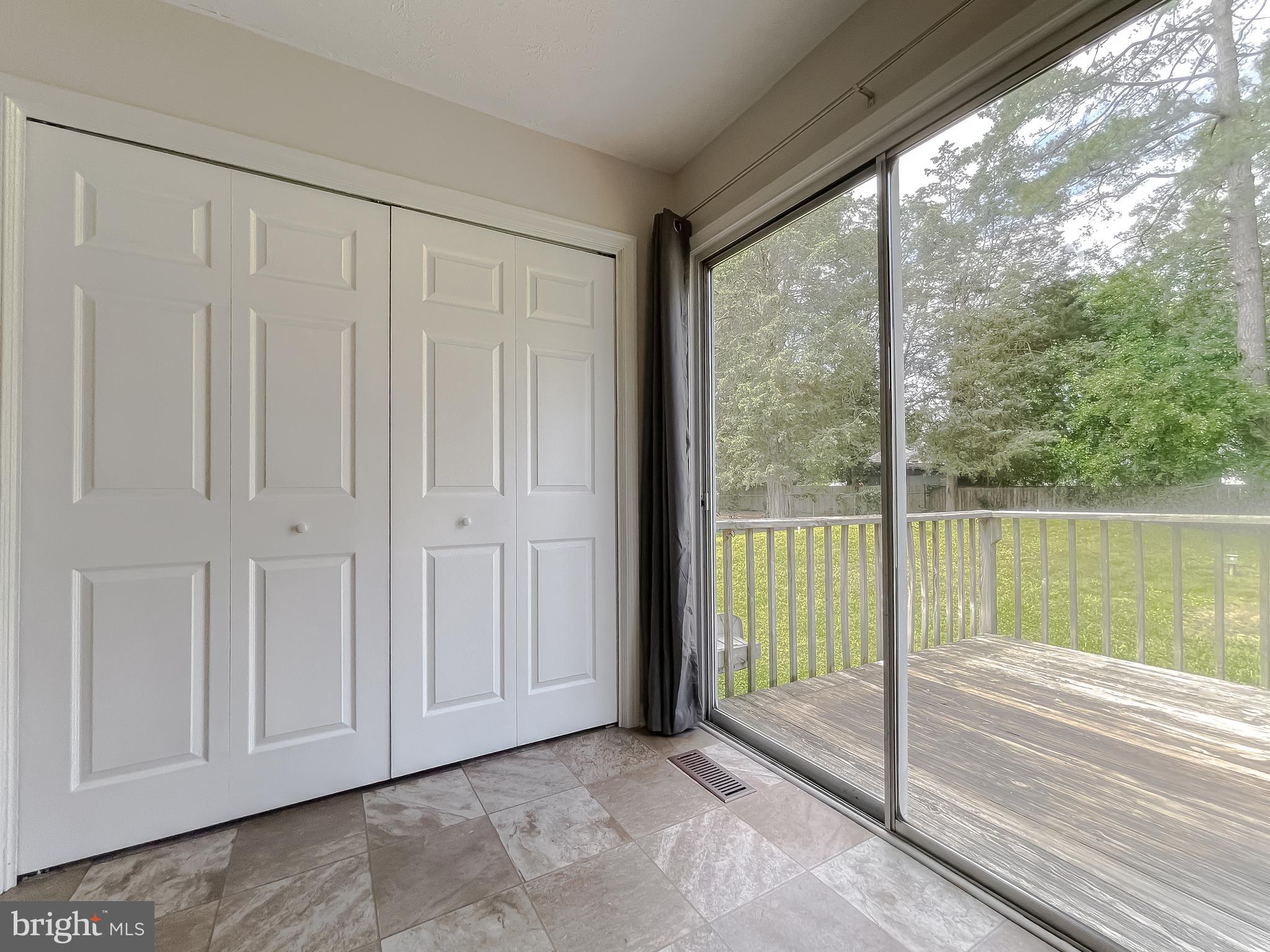 GOLDEN BEACH - Residential Lease