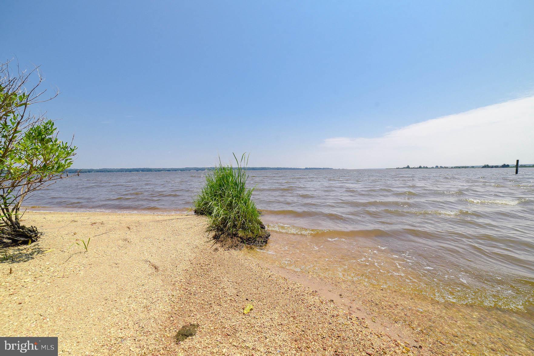 GOLDEN BEACH - Residential Lease