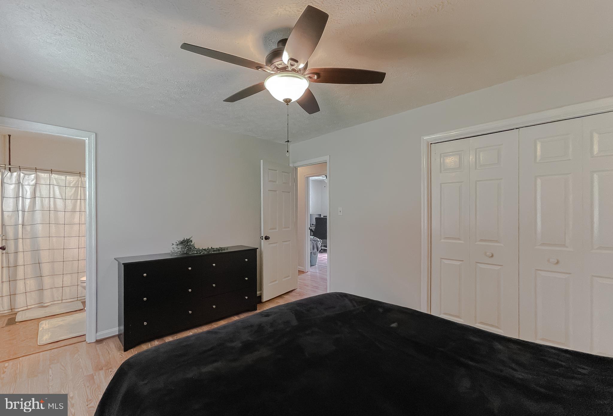 GOLDEN BEACH - Residential Lease