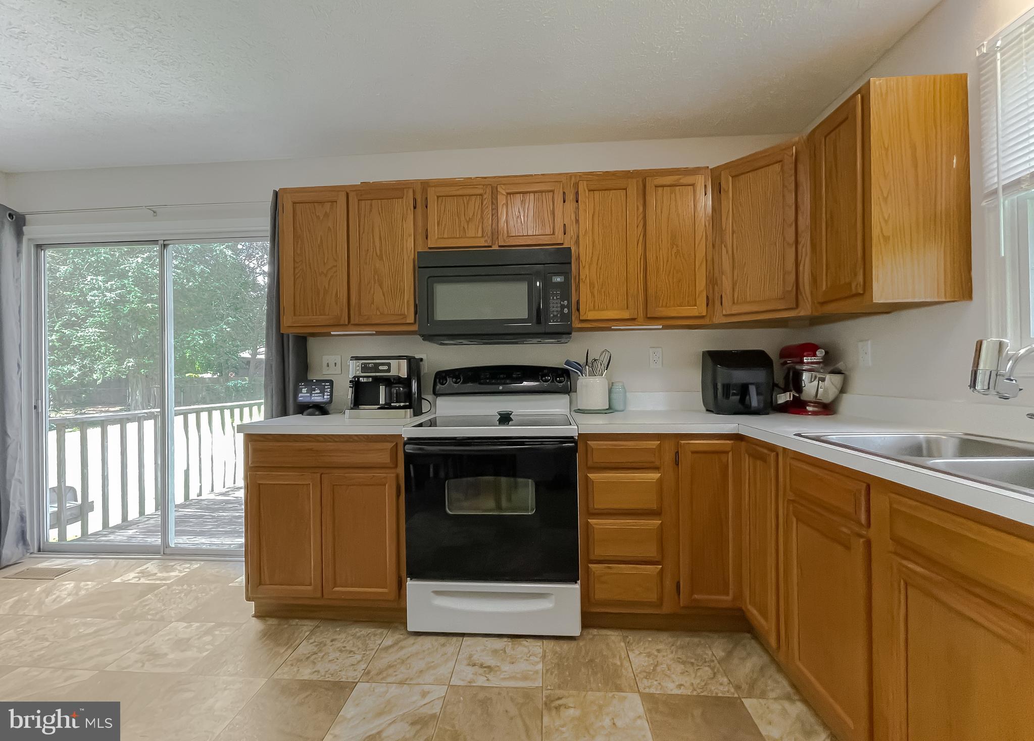 GOLDEN BEACH - Residential Lease