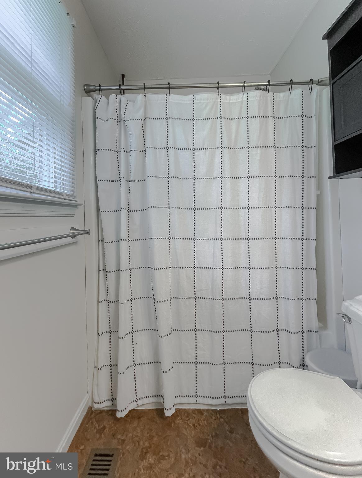 GOLDEN BEACH - Residential Lease