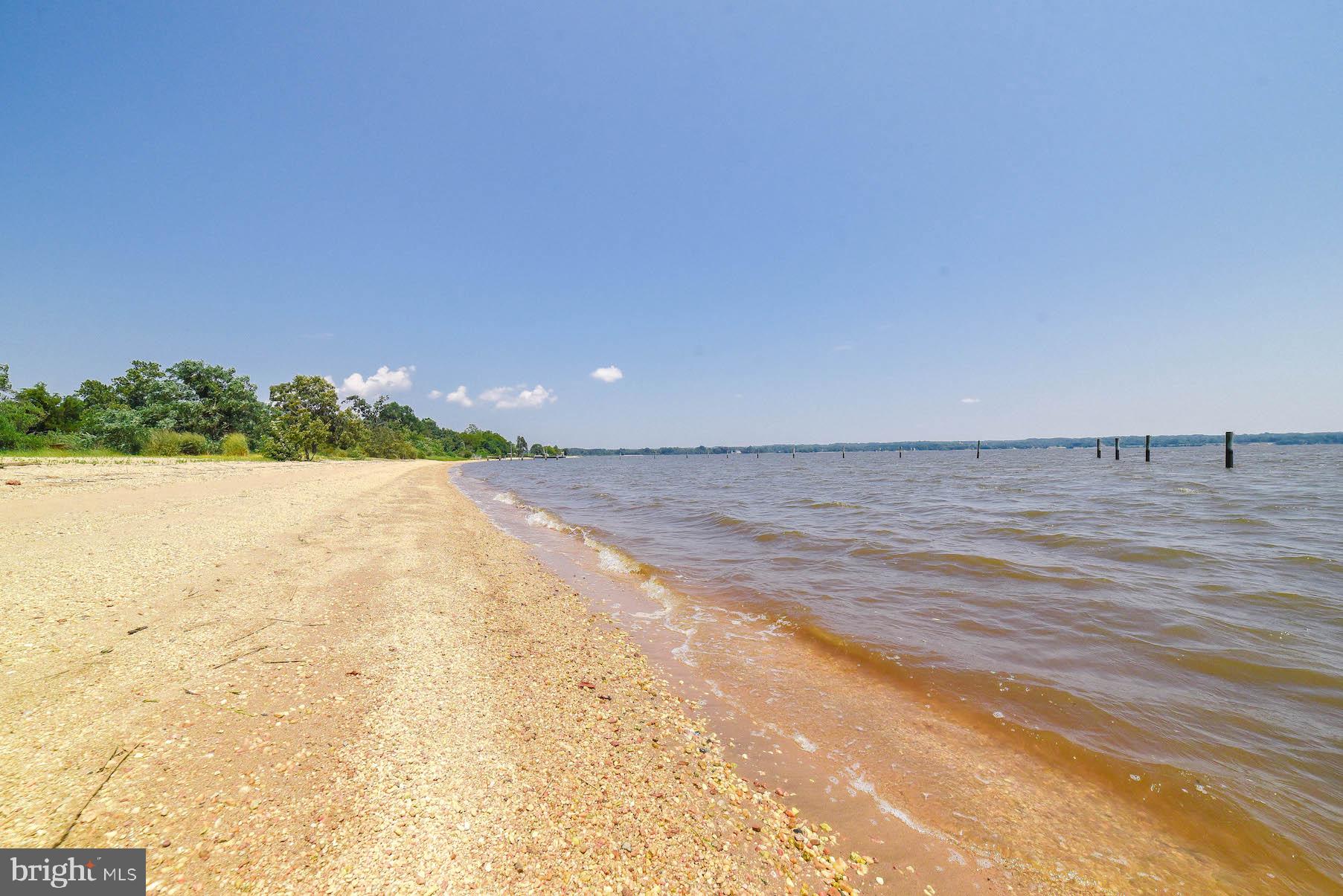 GOLDEN BEACH - Residential Lease