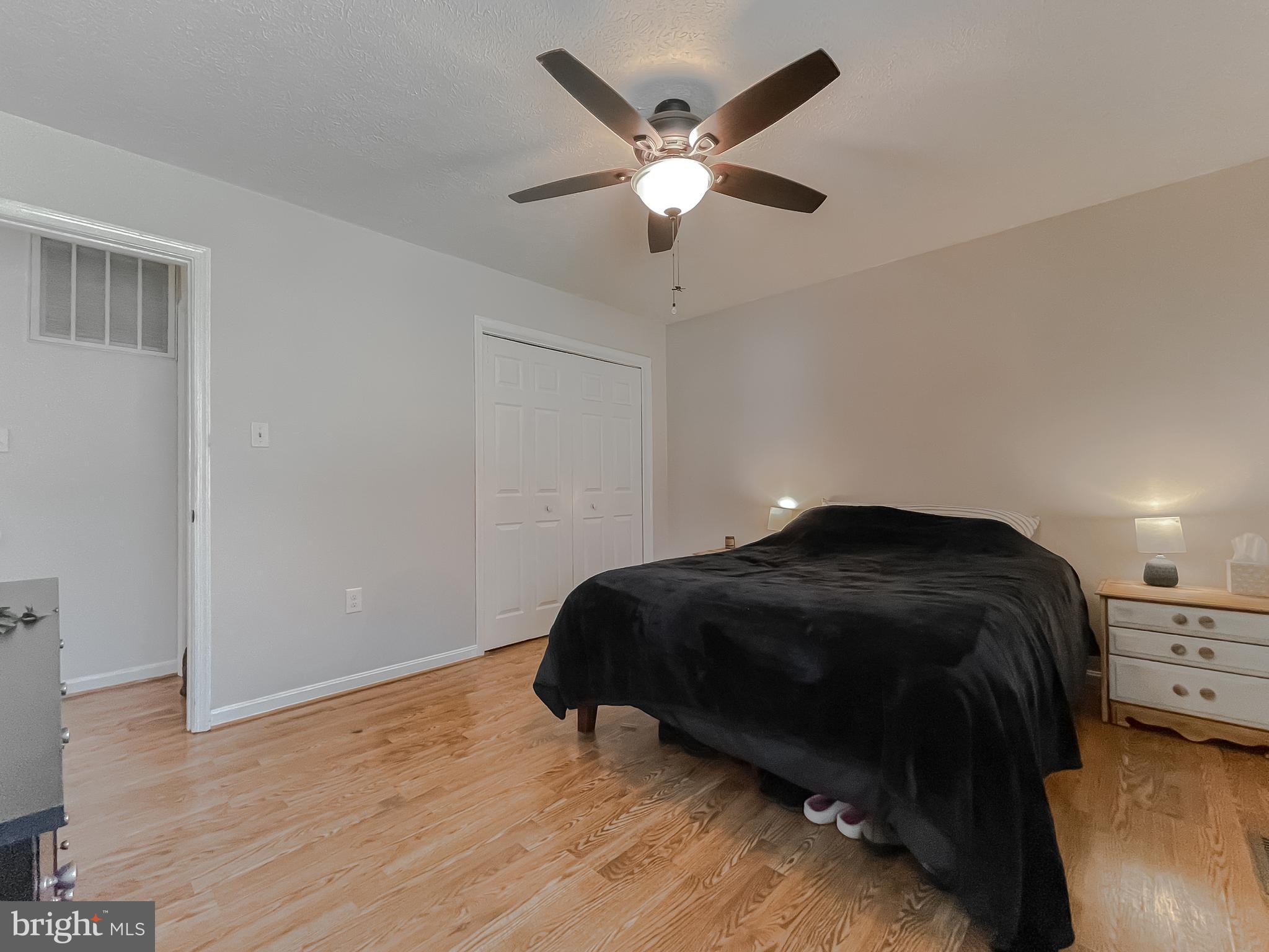 GOLDEN BEACH - Residential Lease