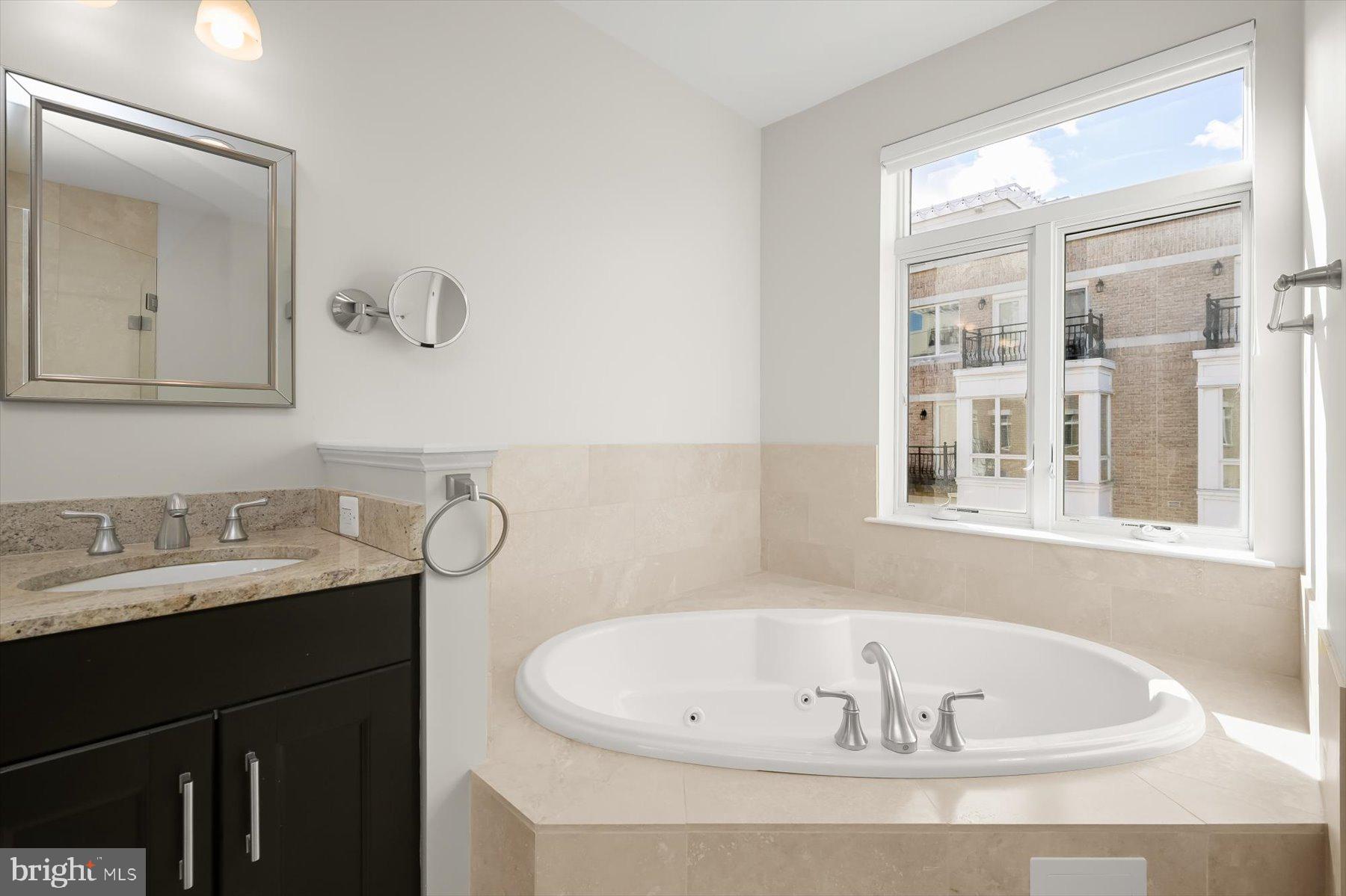 PIER HOMES AT HARBORVIEW - Residential