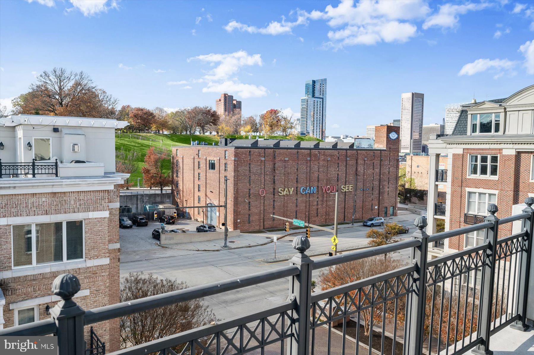 PIER HOMES AT HARBORVIEW - Residential