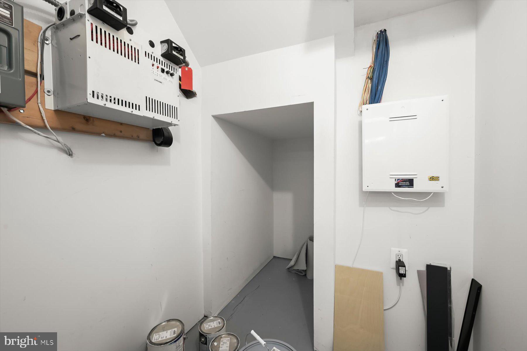 PIER HOMES AT HARBORVIEW - Residential