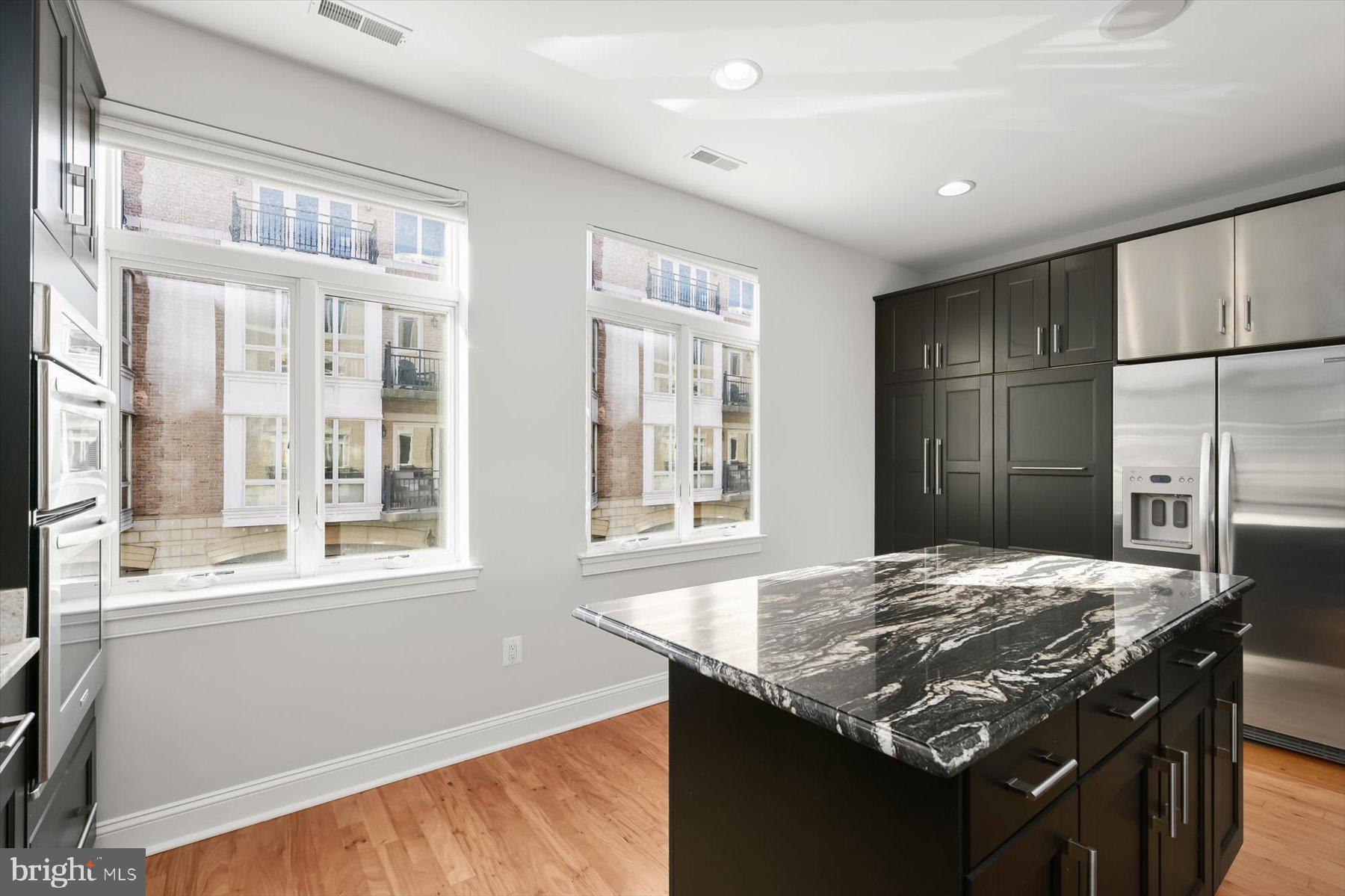 PIER HOMES AT HARBORVIEW - Residential