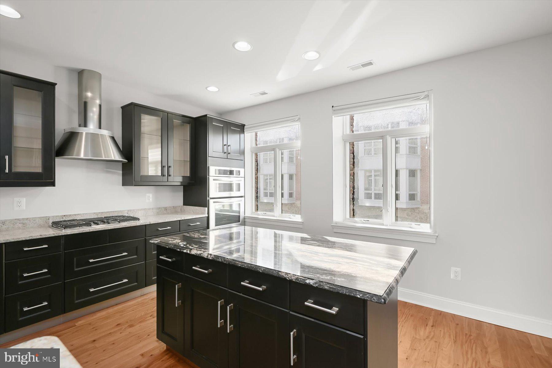 PIER HOMES AT HARBORVIEW - Residential