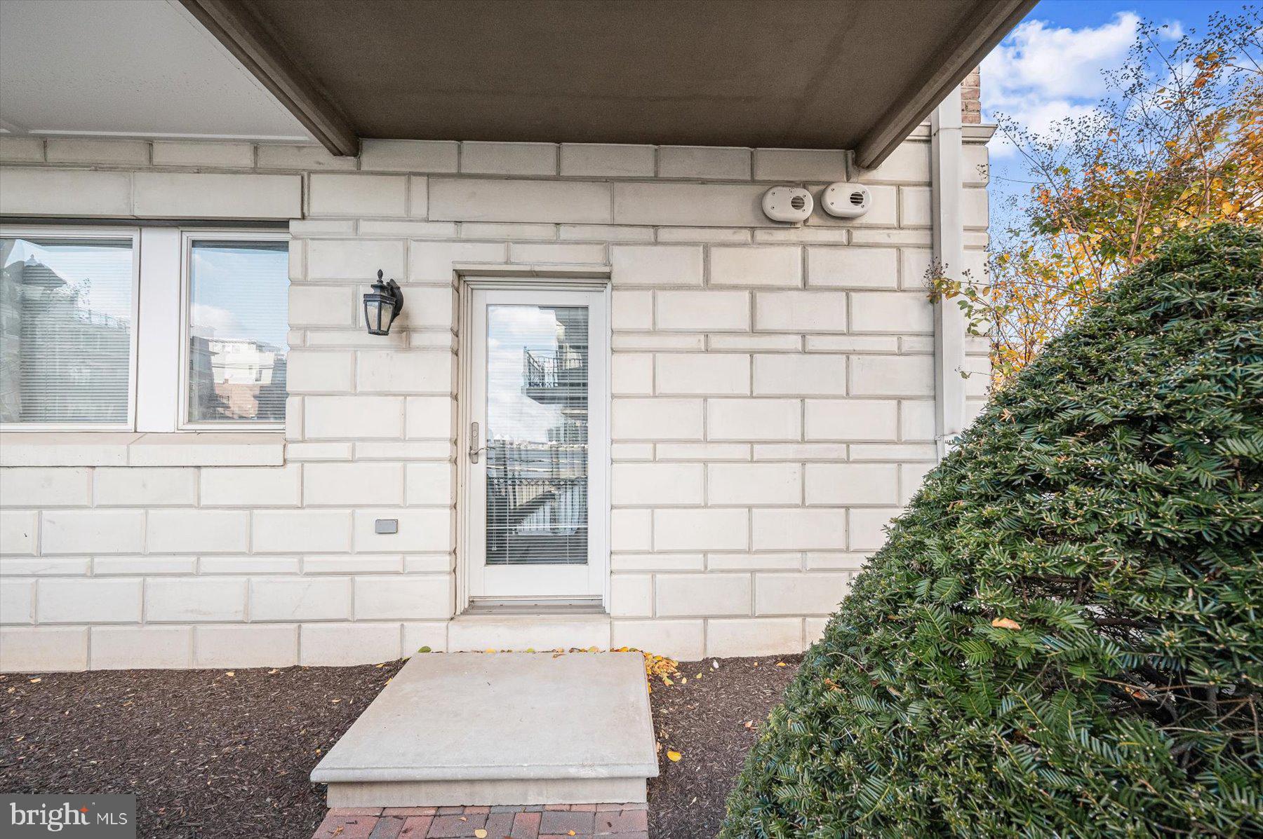 PIER HOMES AT HARBORVIEW - Residential