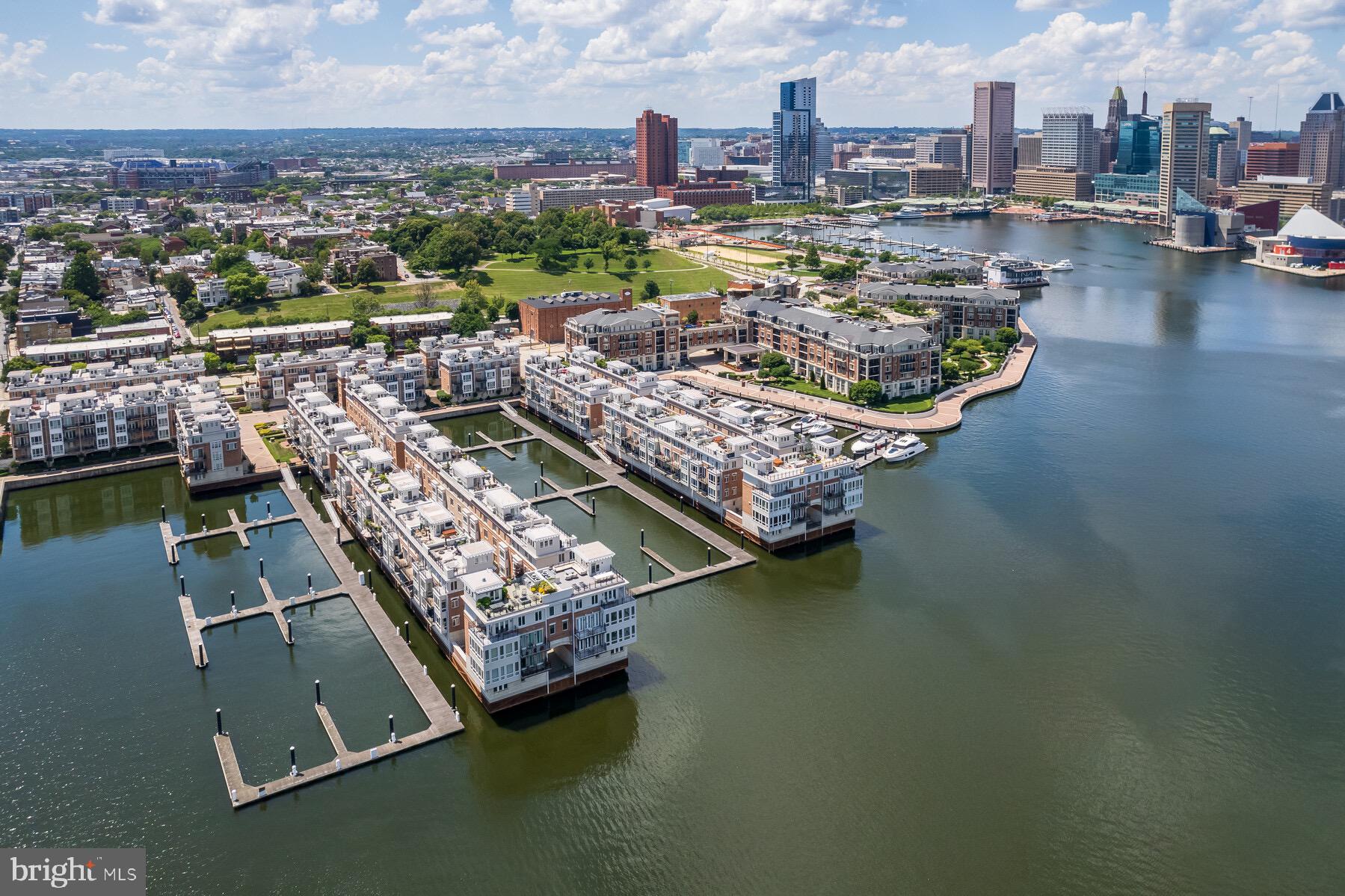 PIER HOMES AT HARBORVIEW - Residential