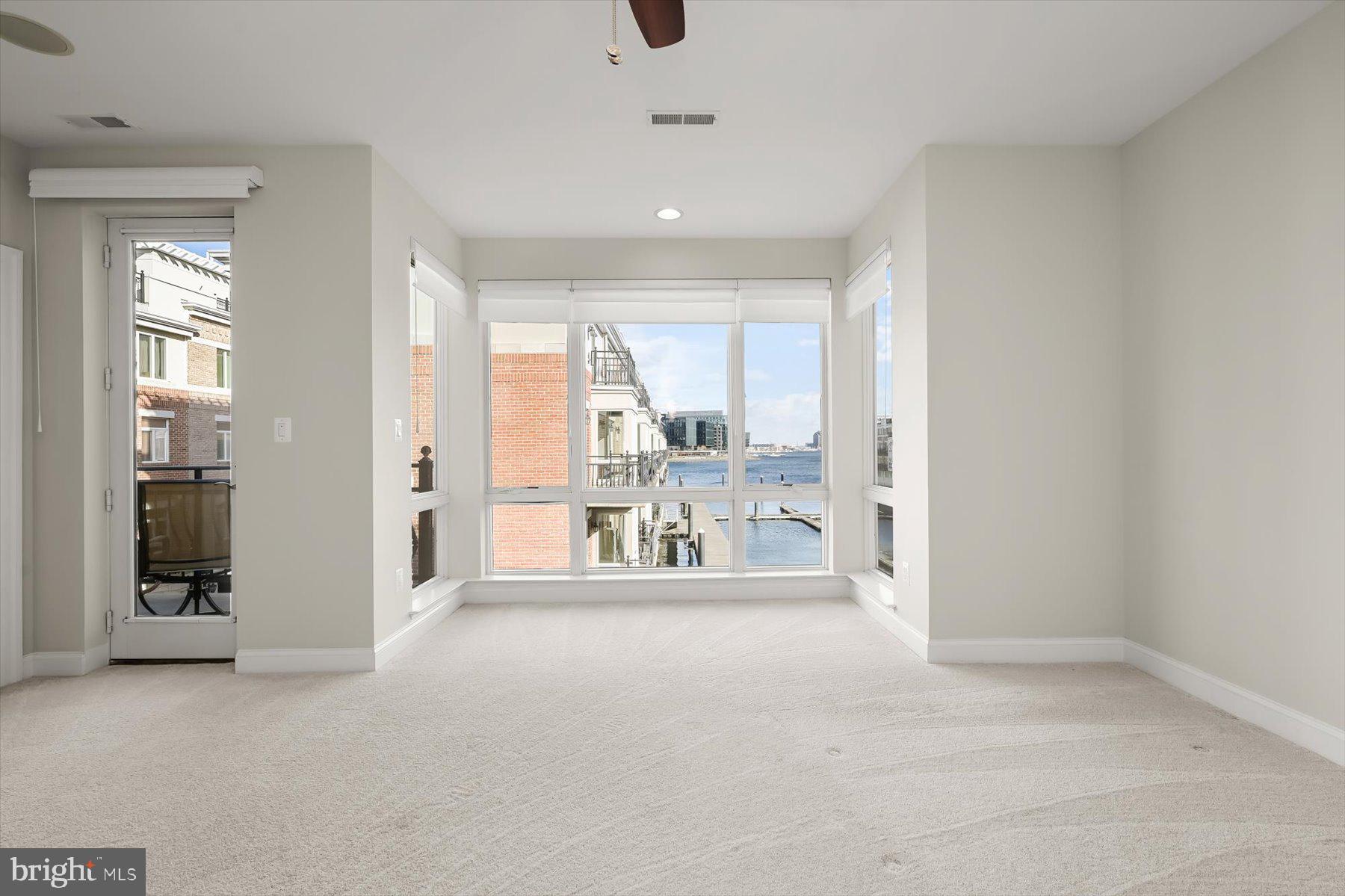 PIER HOMES AT HARBORVIEW - Residential