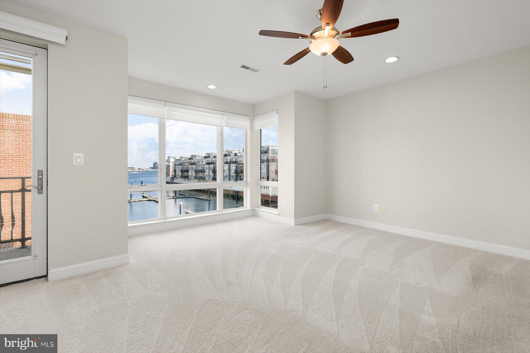 PIER HOMES AT HARBORVIEW - Residential