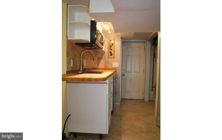 CAVALIER HOMES - Residential Lease