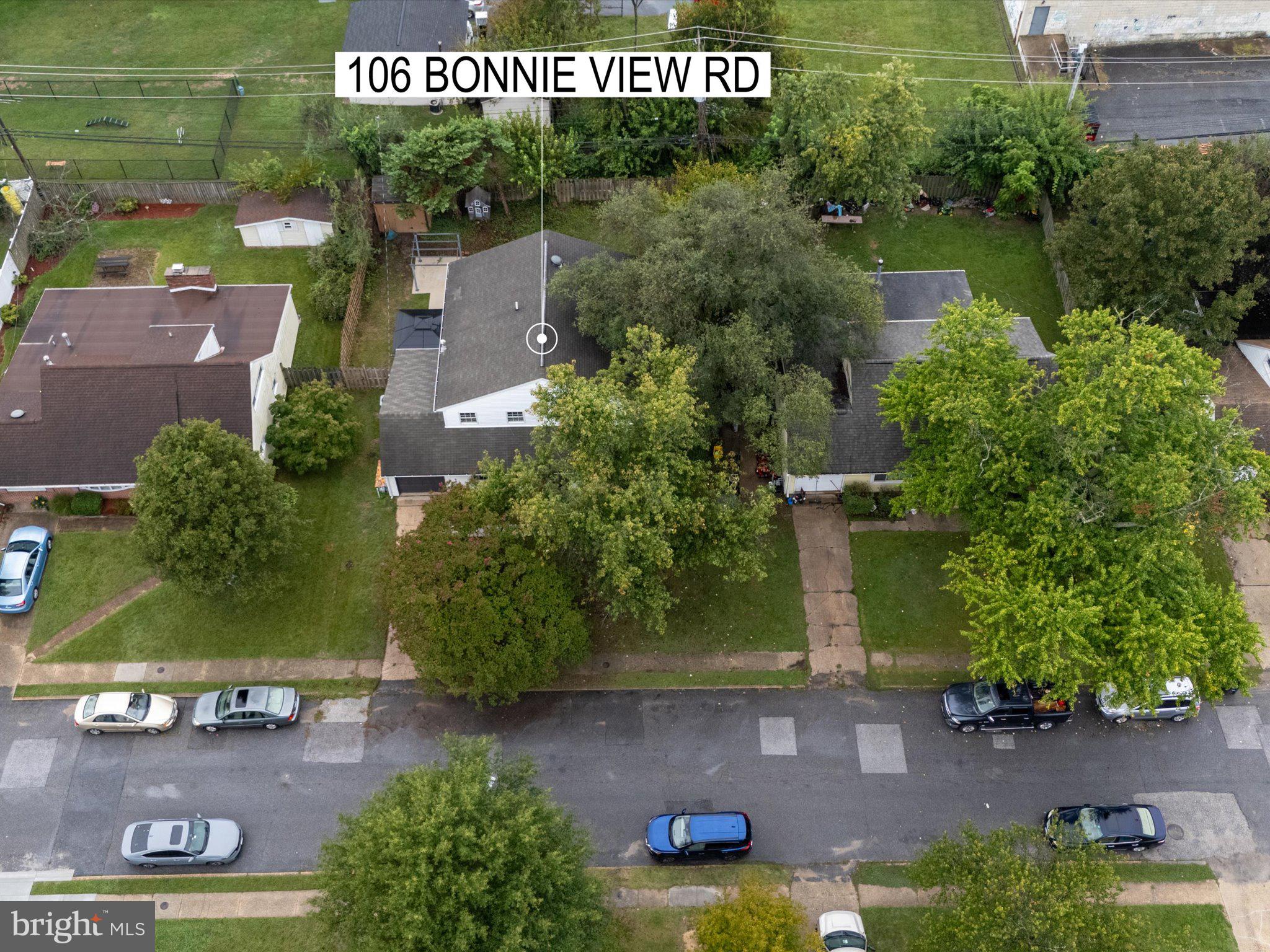 COUNTRY CLUB ESTATES - Residential