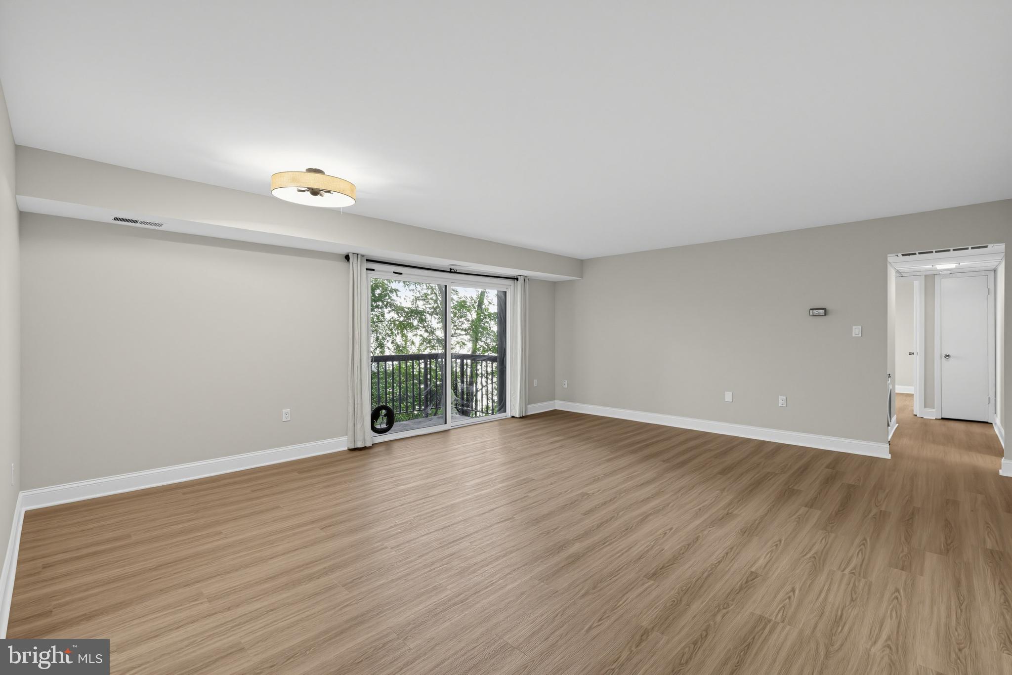3320 S 28TH STREET 203