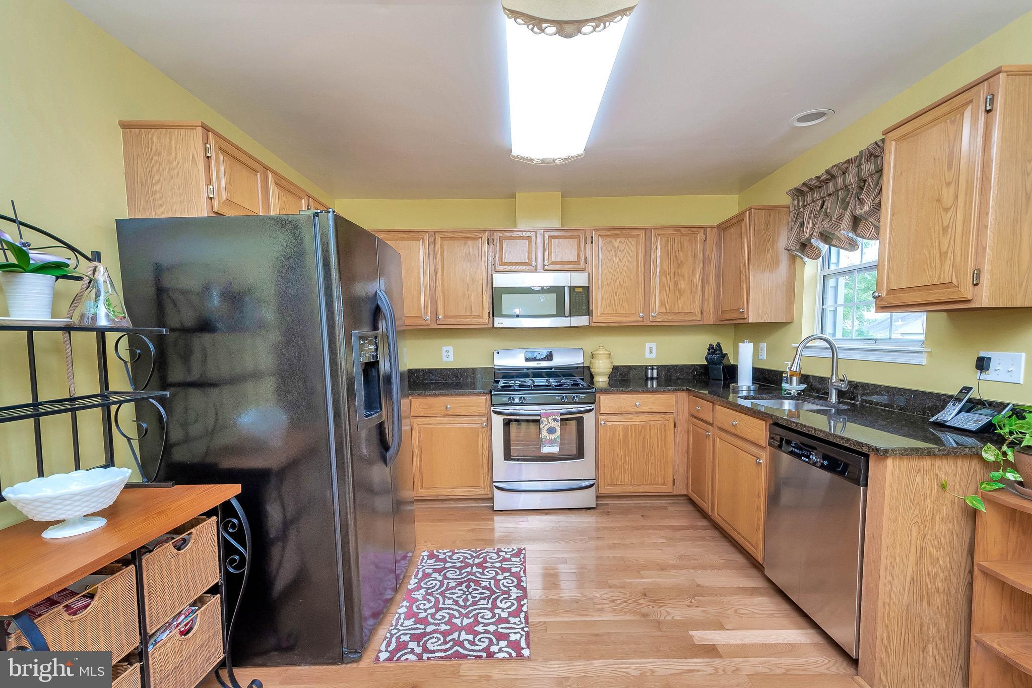 RIDGEFIELD VILLAGE - Residential