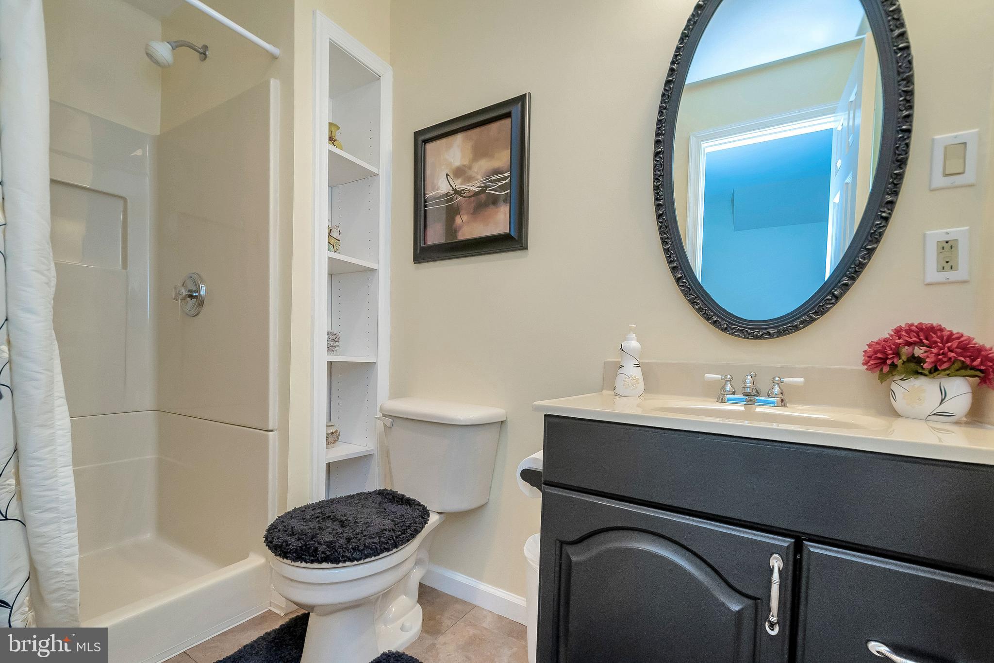 RIDGEFIELD VILLAGE - Residential