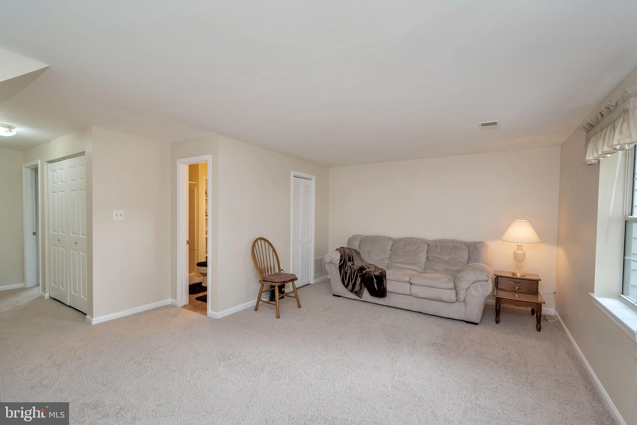 RIDGEFIELD VILLAGE - Residential