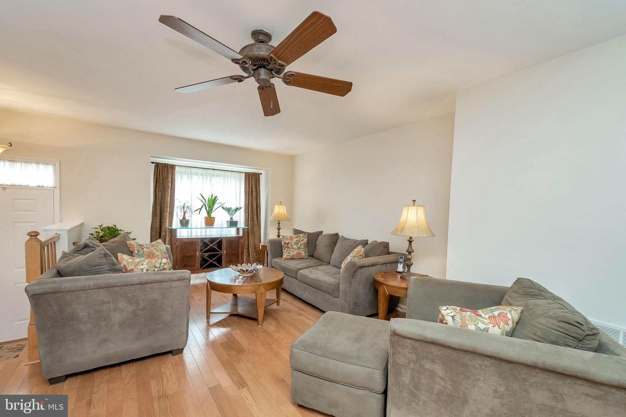 RIDGEFIELD VILLAGE - Residential