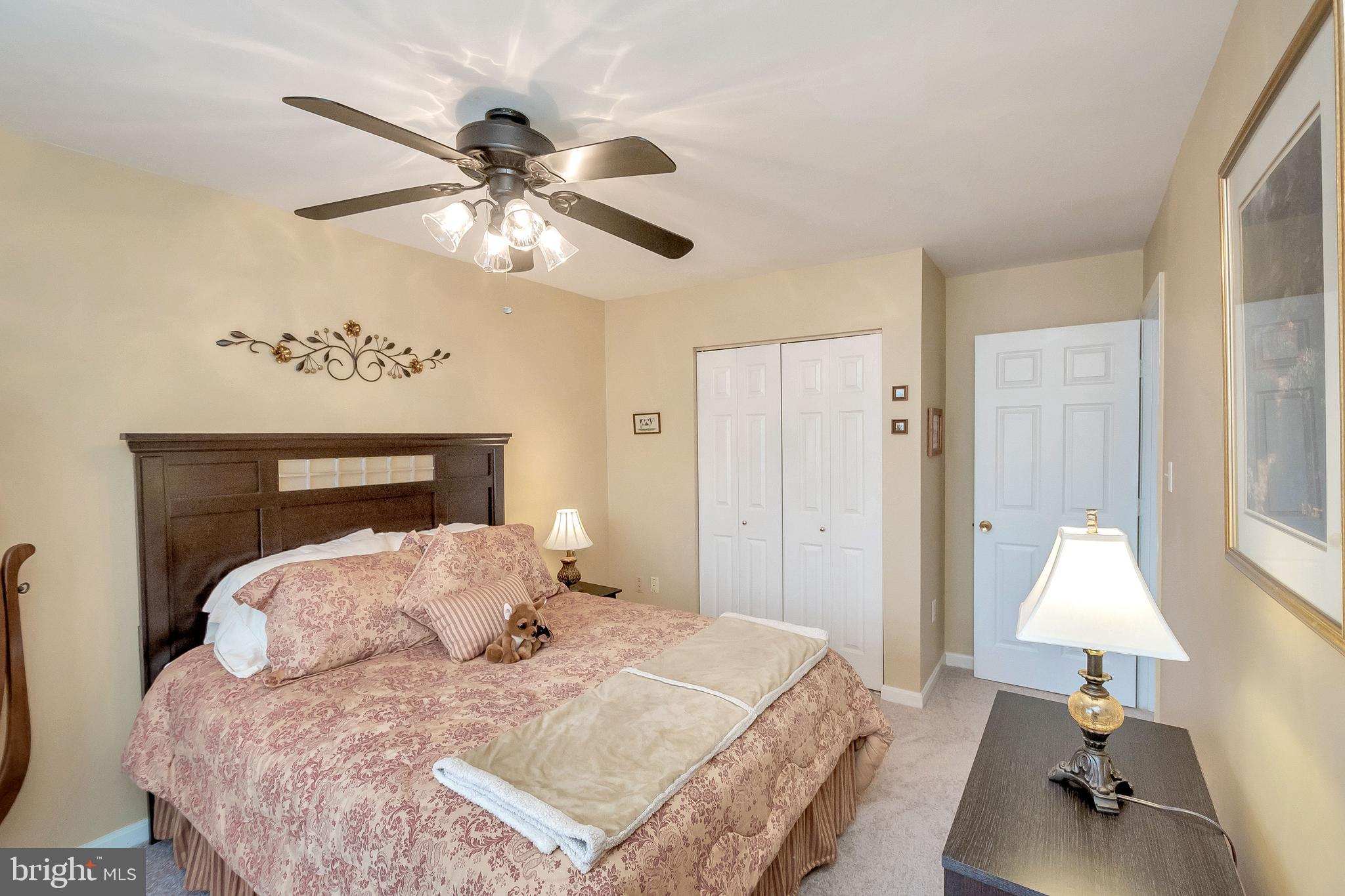 RIDGEFIELD VILLAGE - Residential