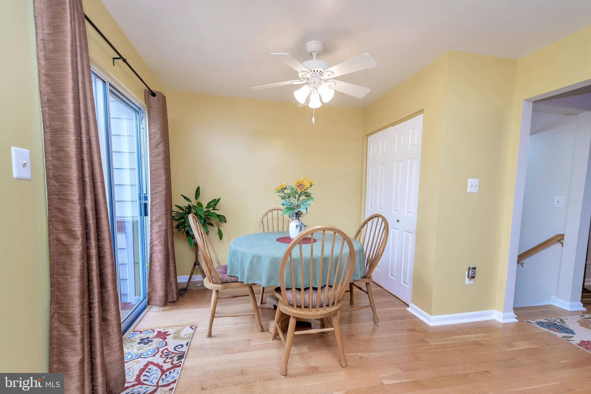 RIDGEFIELD VILLAGE - Residential