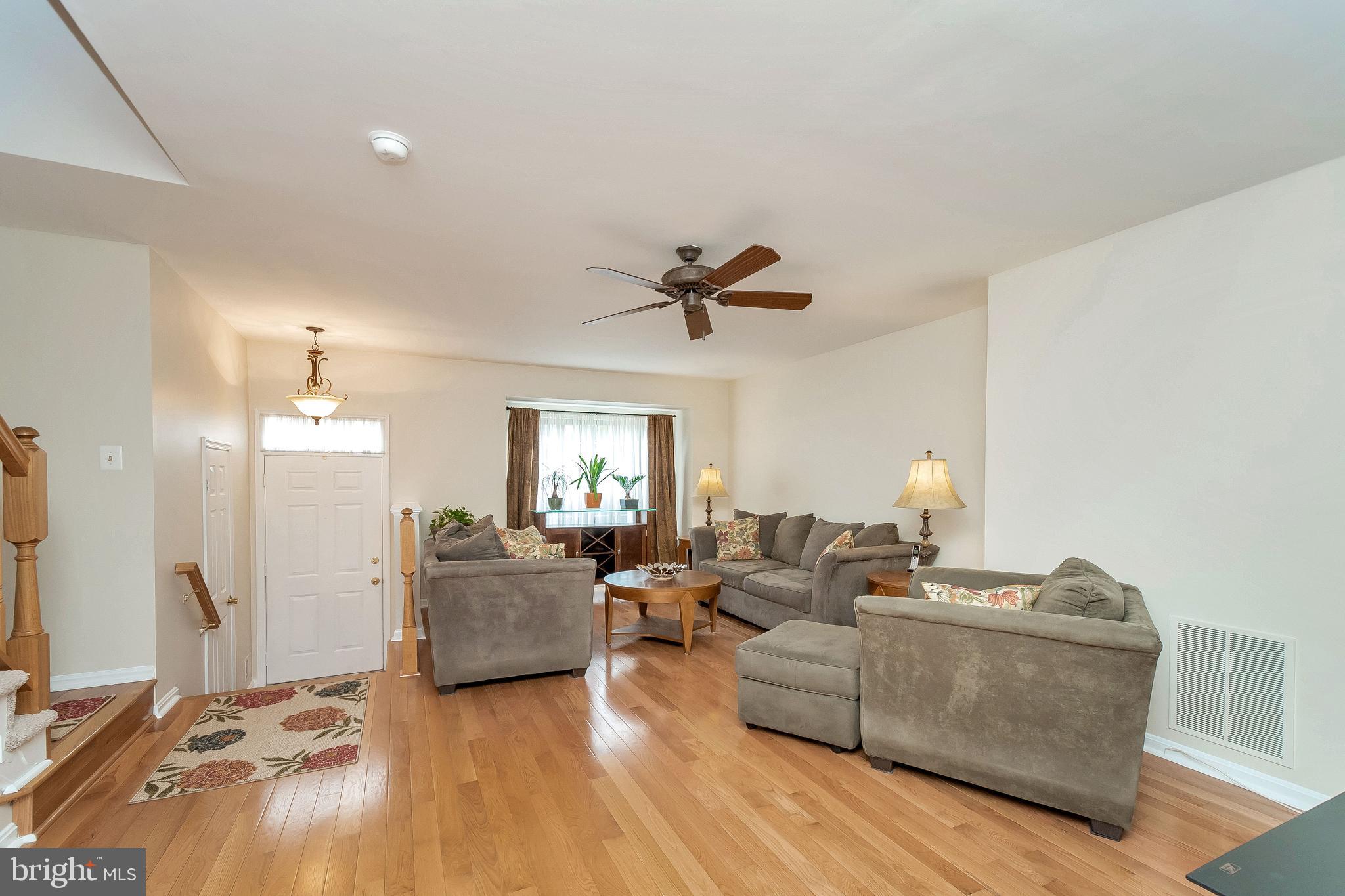 RIDGEFIELD VILLAGE - Residential