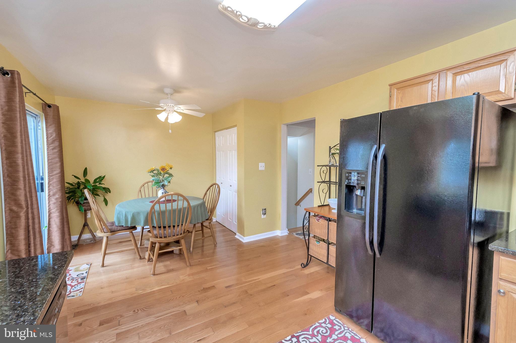 RIDGEFIELD VILLAGE - Residential